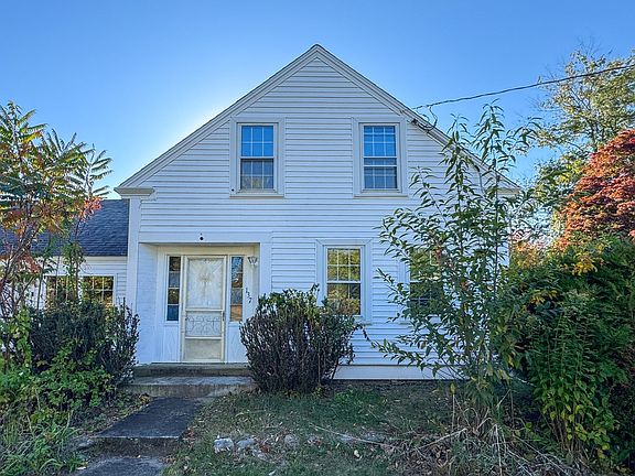 3rd image of 137 Damon Rd