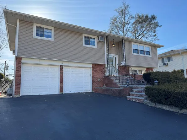 66 Beaumont Drive, Plainview, NY 11803