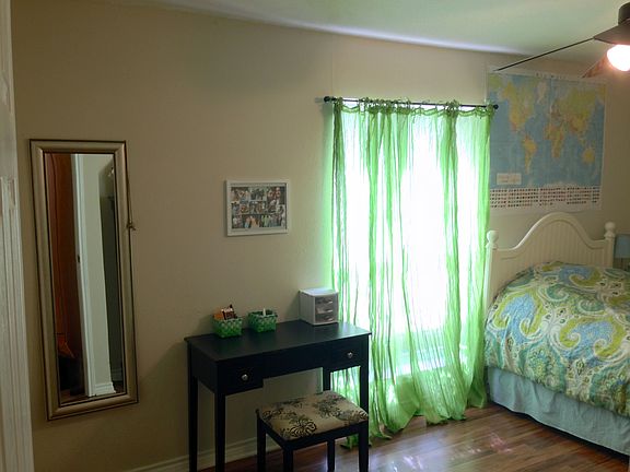 1st bedroom