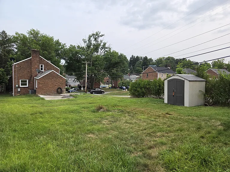 5272 Fieldcrest Dr — Photo 18