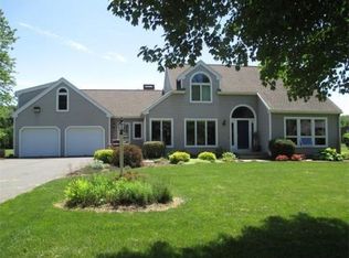 3 Clay Hill Way, Hatfield, MA 01038
