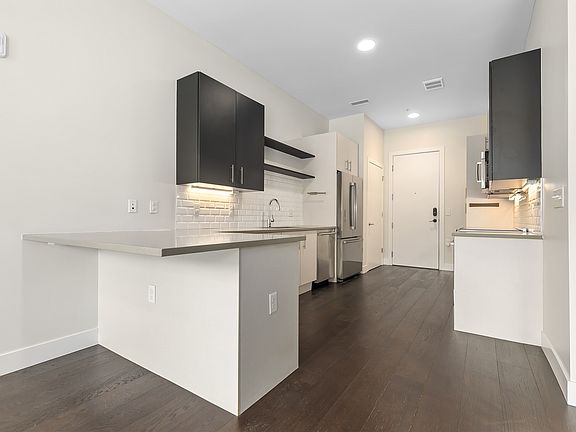 5th image of 2525 Arapahoe St APT 108