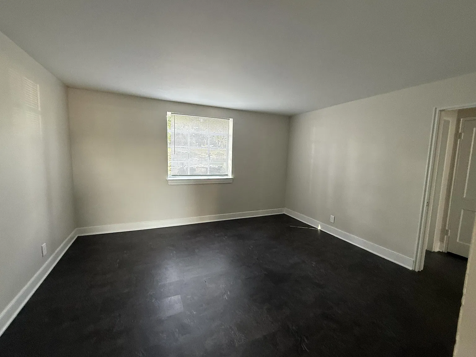 1 bed, 1.0 bath, 650 sqft, $1,025 — Photo 3