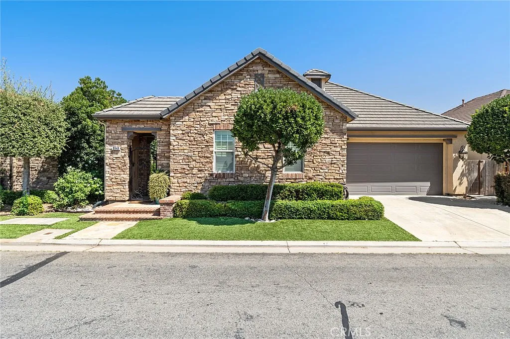 3545 Barclay Sq photo 1