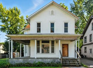 325 Kirkwood Blvd, Davenport, IA