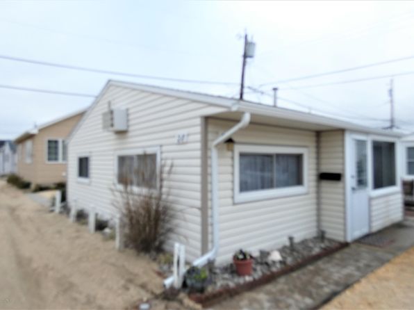 Lavallette NJ Single Family Homes For Sale - 63 Homes | Zillow