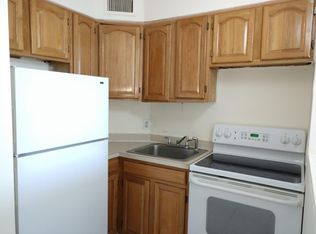 45 Savings St APT 2B, Waterbury, CT 06702
