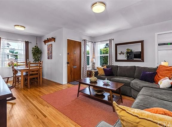 5th image of 17403 Delia Ave