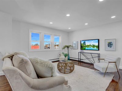 2 Major Road, Massapequa, NY, 11758