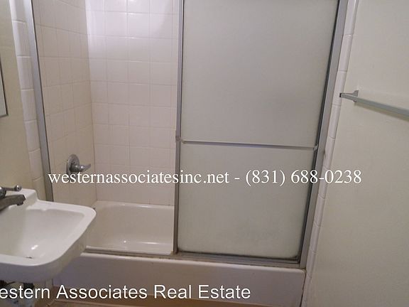 5th image of 805 24th Ave APT D