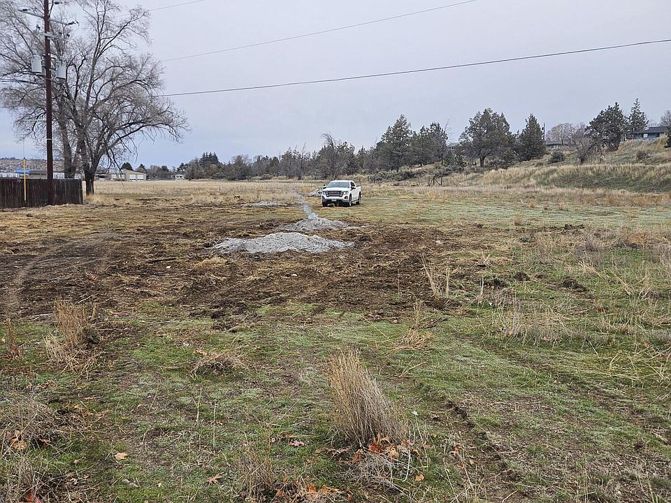 1st image of 401 NE 6th Street