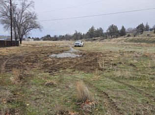 401 NE 6th St, Madras, OR 97741