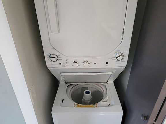 3rd image of 9050 Greenwood Ave N APT 102