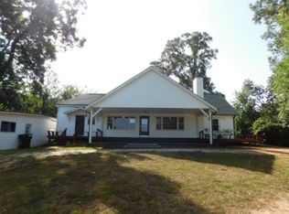 673 Keowee School Rd, Seneca, SC 29672