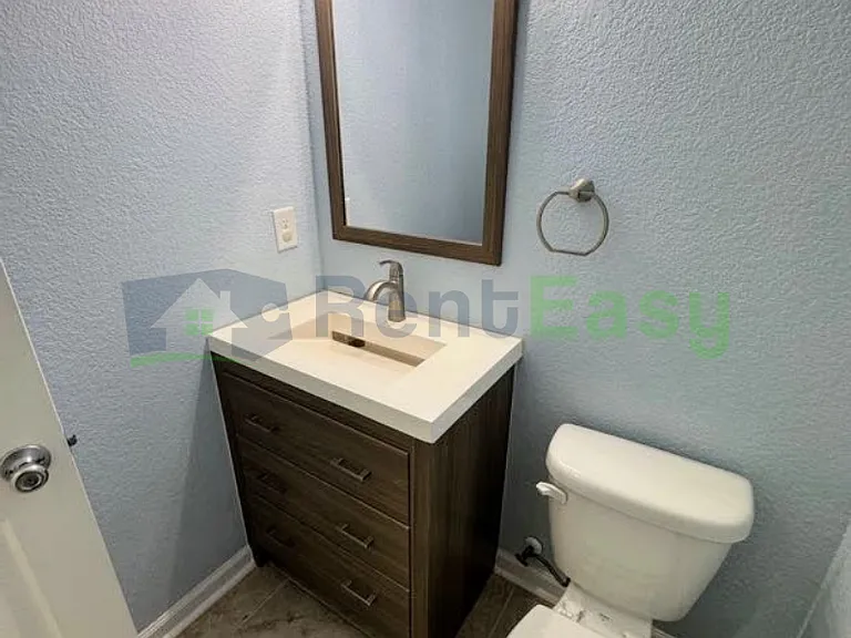 418 Munden Ave — Photo 15