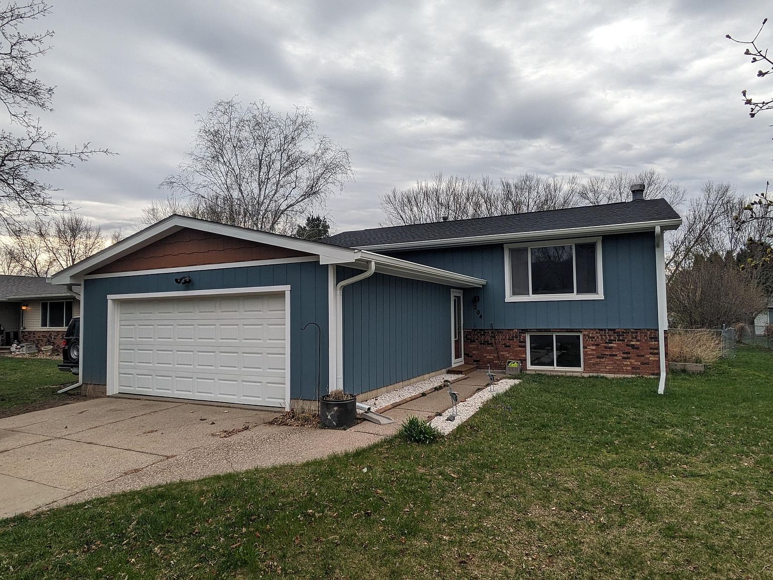 204 Edgeview Dr, Rollingstone, MN 55969 Zillow
