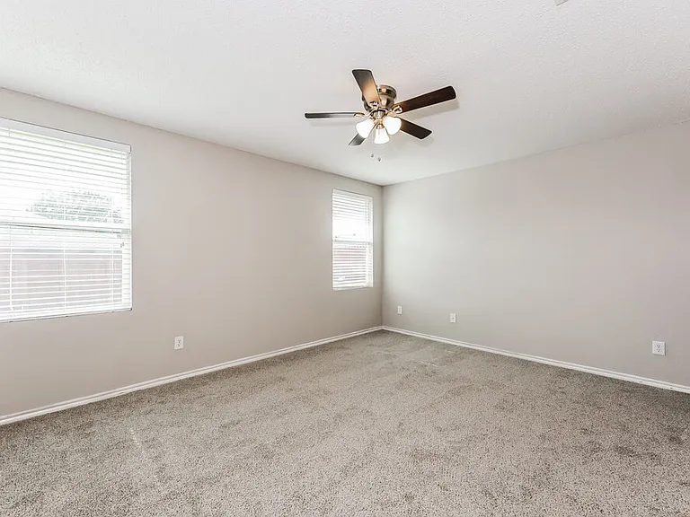 9128 Garden Springs Dr — Photo 9