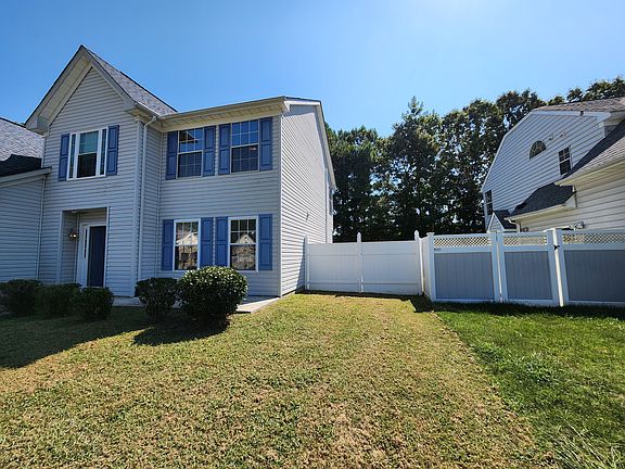 3rd image of 276 Weatherford Way #1