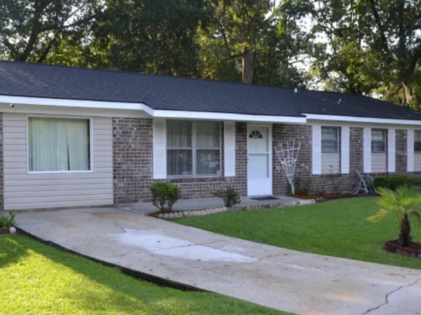 1992 Beechnut St, Charleston, SC 29414