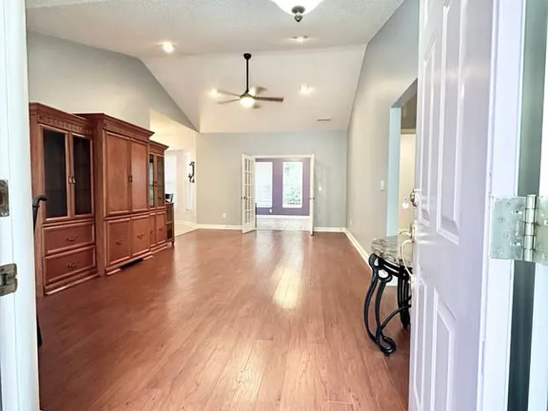 2987 Woodberry Ct — Photo 2