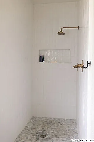 809 Josephine St — Photo 10