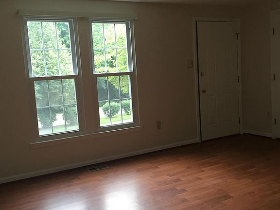 2nd image of 8854 Chesapeake Lighthouse Dr