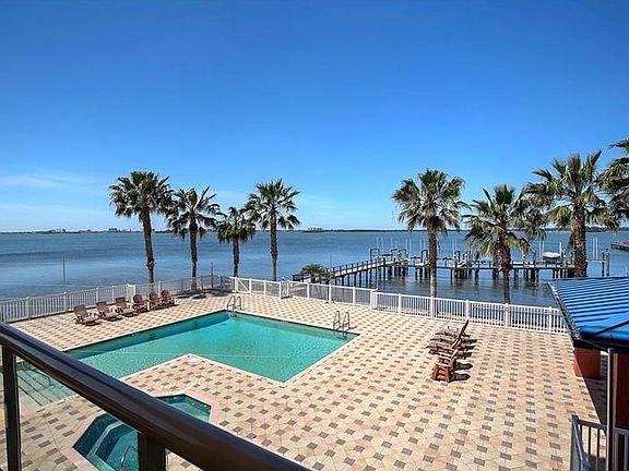 3rd image of 600 Edgewater Dr Unit 201