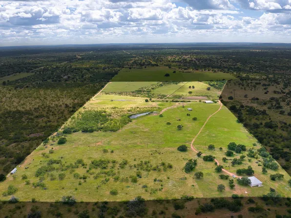 12119 W Hwy 29, Llano, TX 78643