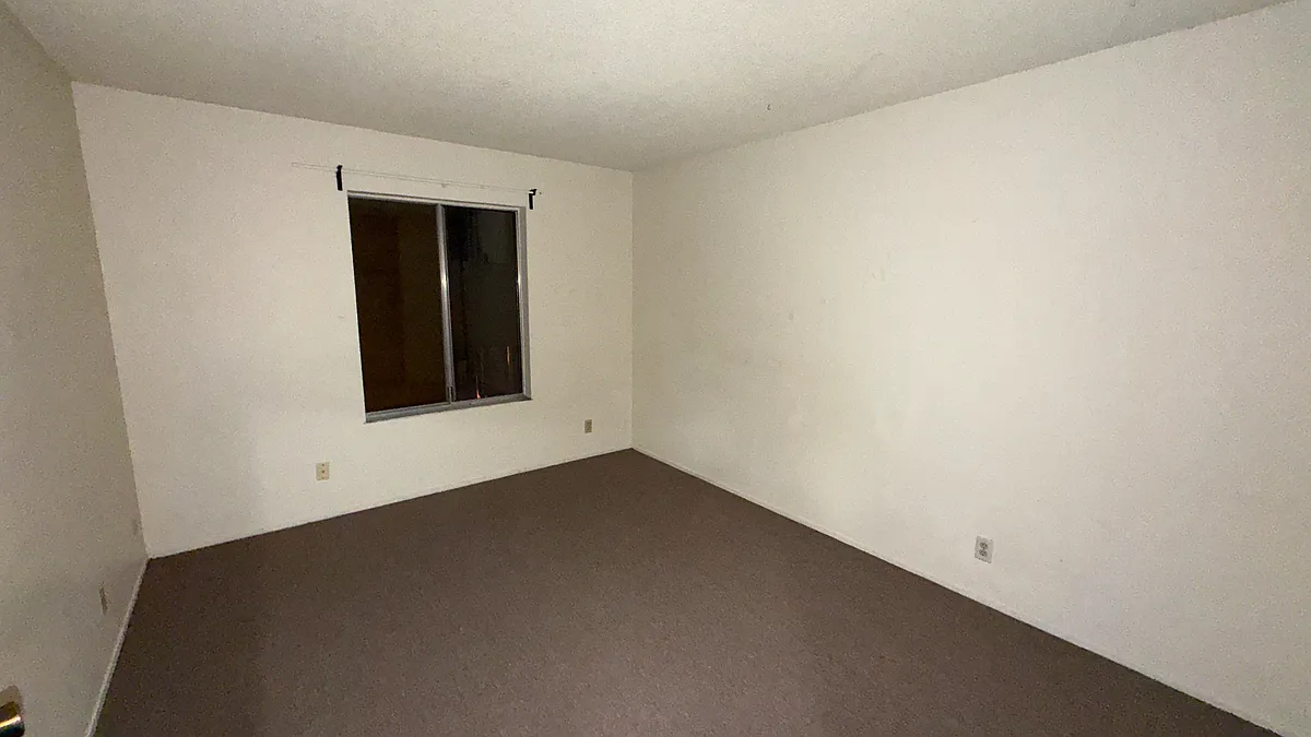 Building Photo - 2640 Dwight Way #202