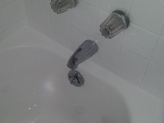 5th image of 512 Highlands Dr