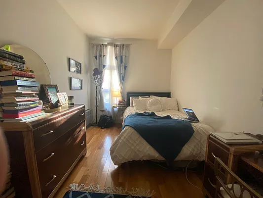 Rented by Dream Space Realty | media 17