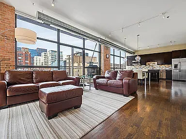 23 N Green St #306 — Photo 3
