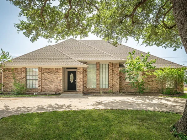 3901 Wagonwheel Dr, Plano, TX 75023