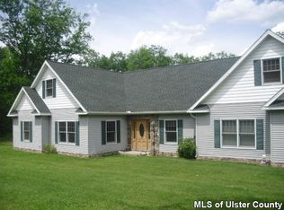 56 Bowery Creek Rd, Acra, NY 12405