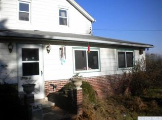 364 Scheller Park Rd, West Coxsackie, NY 12192