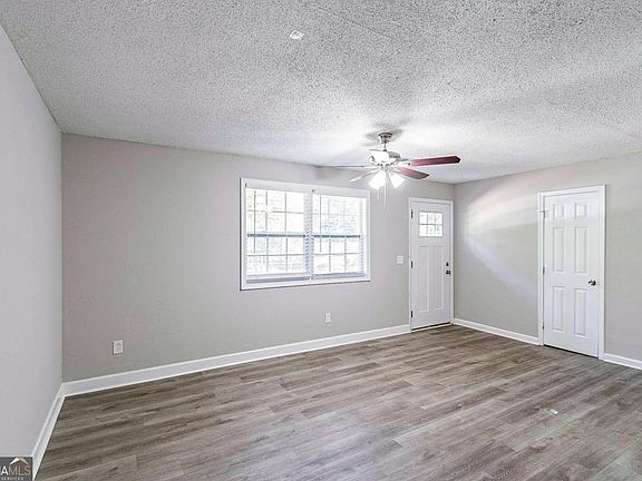 4th image of 1669 Freedom Valley