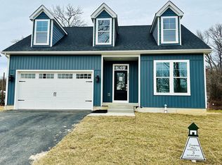 2032 William Ave, Essex, MD 21221