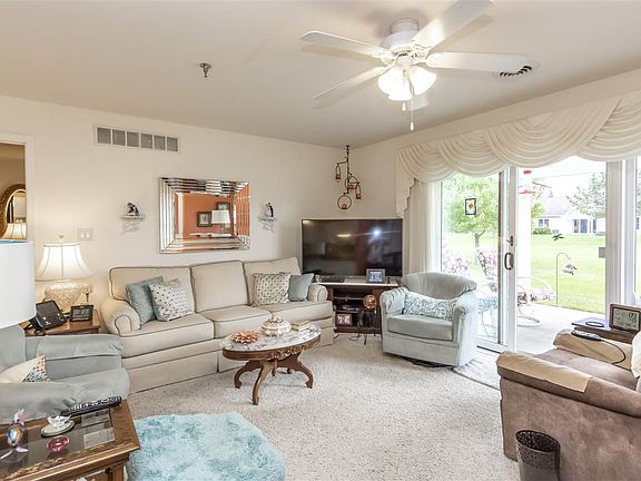 5th image of 4124 Thresher Ct Unit 313