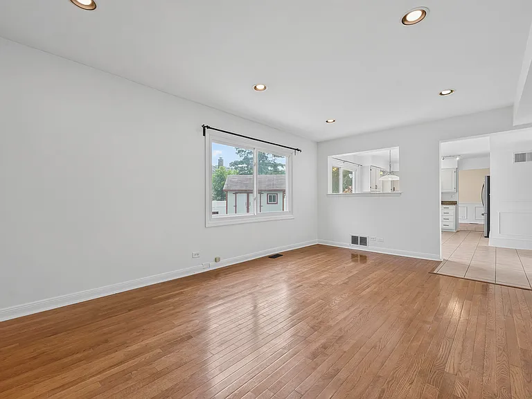2158 Countryside Cir — Photo 18