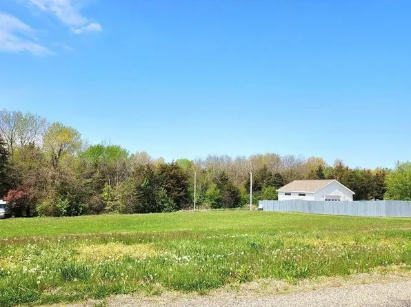 1019 Burton Meadows Rd, Quincy, IL 62305