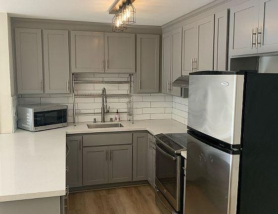 2nd image of 755 14th Ave APT 203