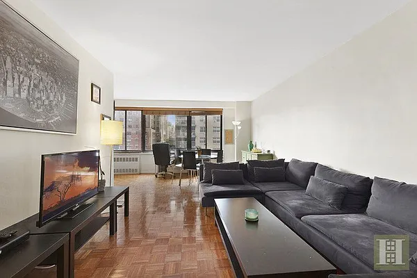 Rented by Halstead Real Estate | media 27