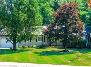 3930 Pine Meadow Rd, New Albany, OH 43054