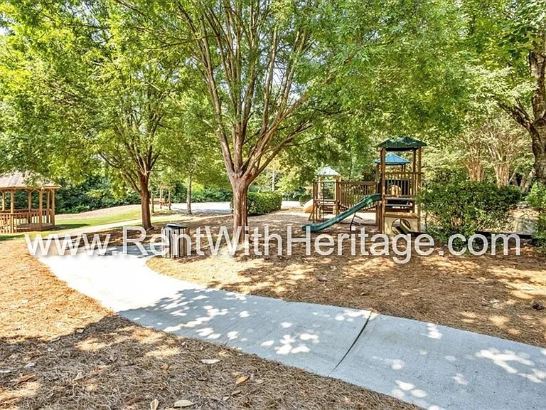2028 Sweet Bay Dr — Photo 60