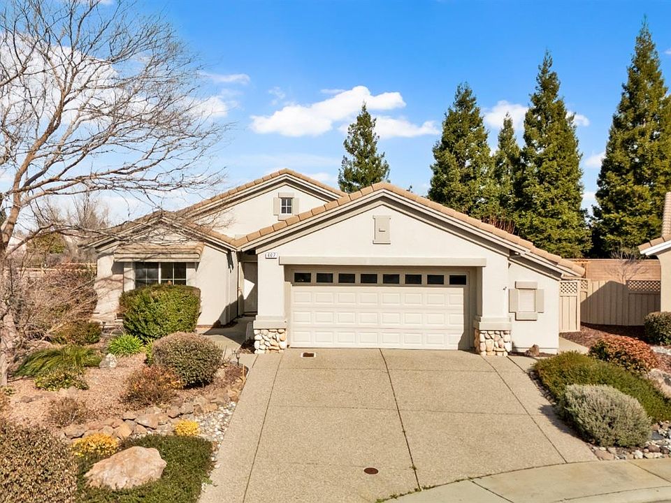 1st image of 607 Yerington Pl