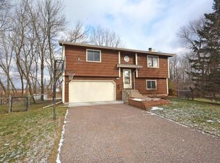 6642 Pheasant Run, Lino Lakes, MN 55014