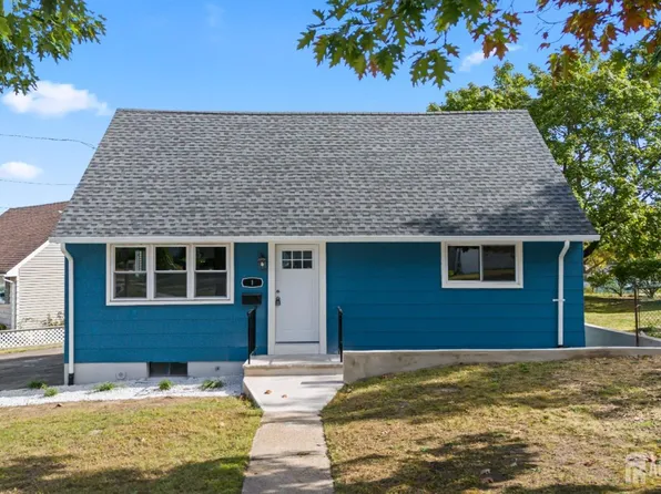 1 Charmello Dr, South Amboy, NJ 08879