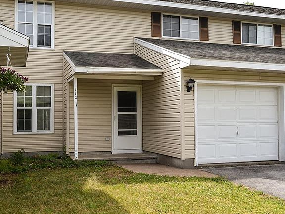 3rd image of 112 Pine Ln