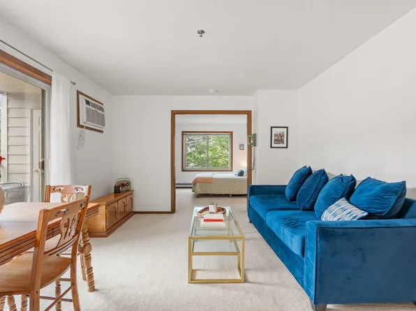 2100 Ridge Dr APT 22, Saint Louis Park, MN 55416