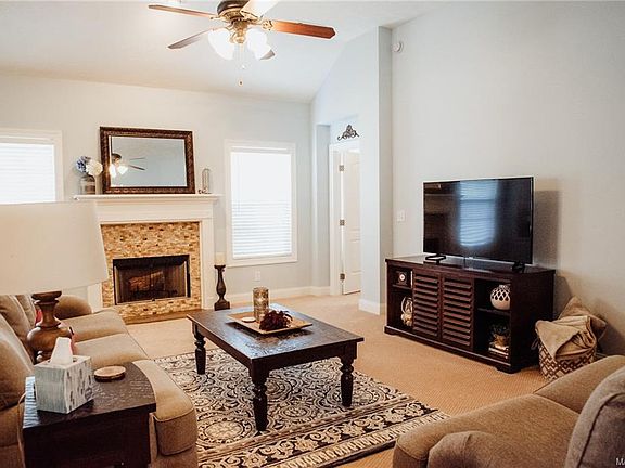 5th image of 724 Kingsley Dr